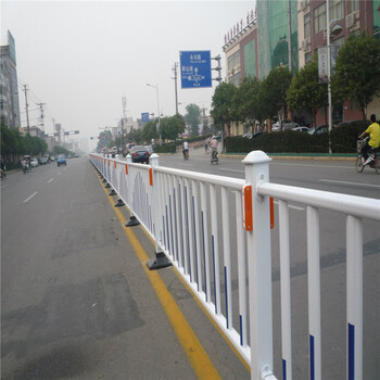 市政道路护栏交通隔离围栏机非道路隔离栏