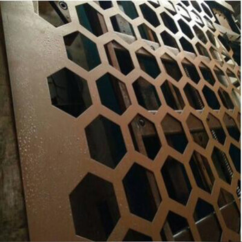 广州番禺冲孔网厂不锈钢穿孔板六角孔冲孔板网石油筛网用冲孔板来图可加工定制