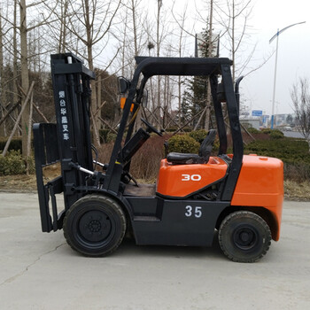 煙臺西林三支點電動叉車CPD20S-20叉車維修保養(yǎng)/點檢：華晟叉車