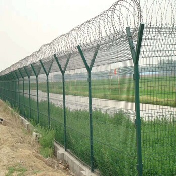 上海机场护栏报价?工程报价技术指导