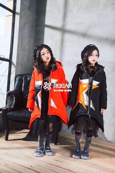 18新款品牌睿俐熊童裝冬季棉服尾貨批發(fā)