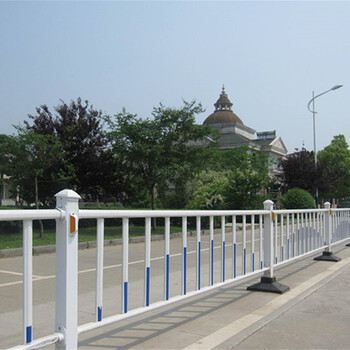 市政護(hù)欄規(guī)格道路護(hù)欄網(wǎng)道路護(hù)欄價(jià)格交通設(shè)施護(hù)欄網(wǎng)