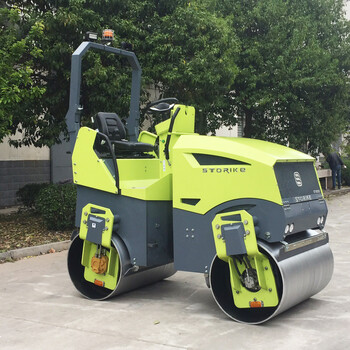 三噸小座駕壓路機(jī)瀝青水泥混凝土路面軋實(shí)機(jī)