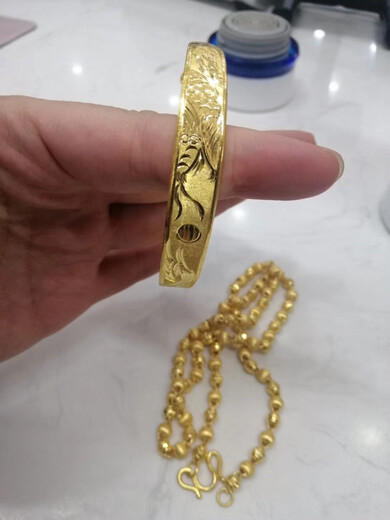 天津海泰工业园黄金回收，西青24H回收黄金项链手镯只需一个电话