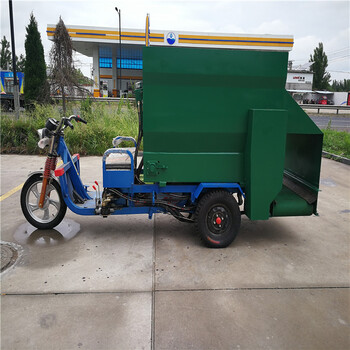 牛場大型四輪投料車自動喂牛草料車視頻