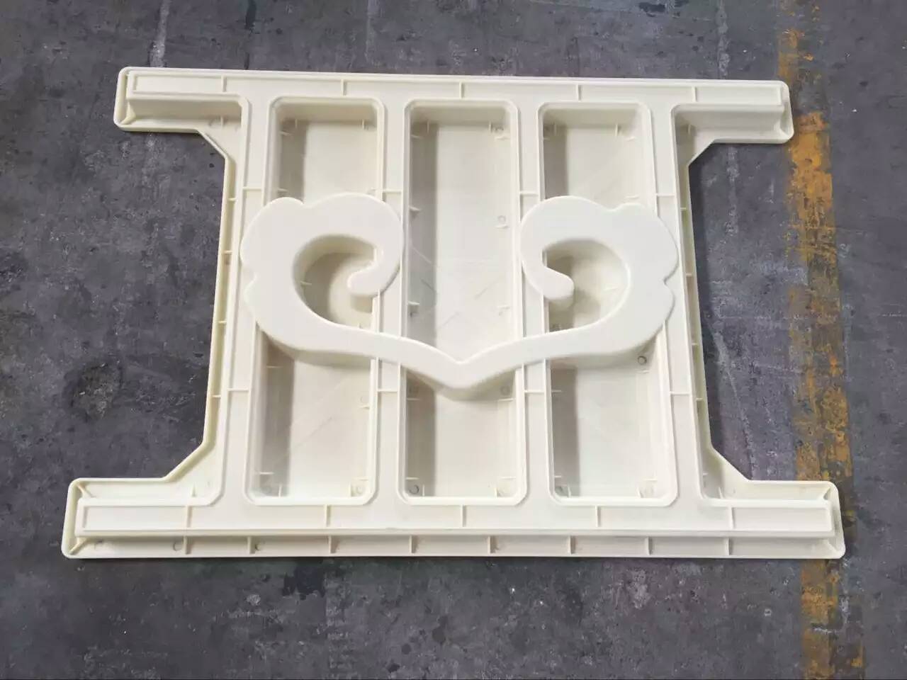模具模盒塑料制品盛达建材承接代加工