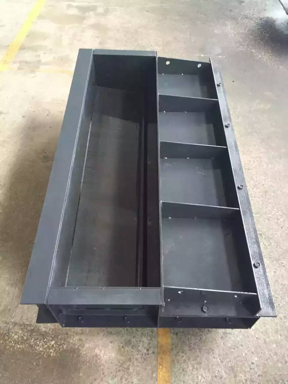 黑龙江大庆公路水利工程塑料模具模盒盛达建材