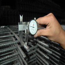北京橋梁鋼筋網片6200200mm焊接鋼筋網片規格型號圖片