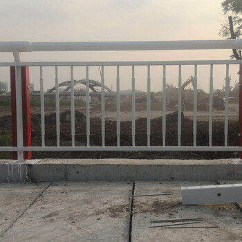 桥梁护栏规范和标准不锈钢景观栅栏图片江门河道栏杆厂家