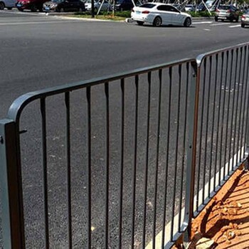 东莞锌钢交通护栏人行道栏杆安装灰色栅栏