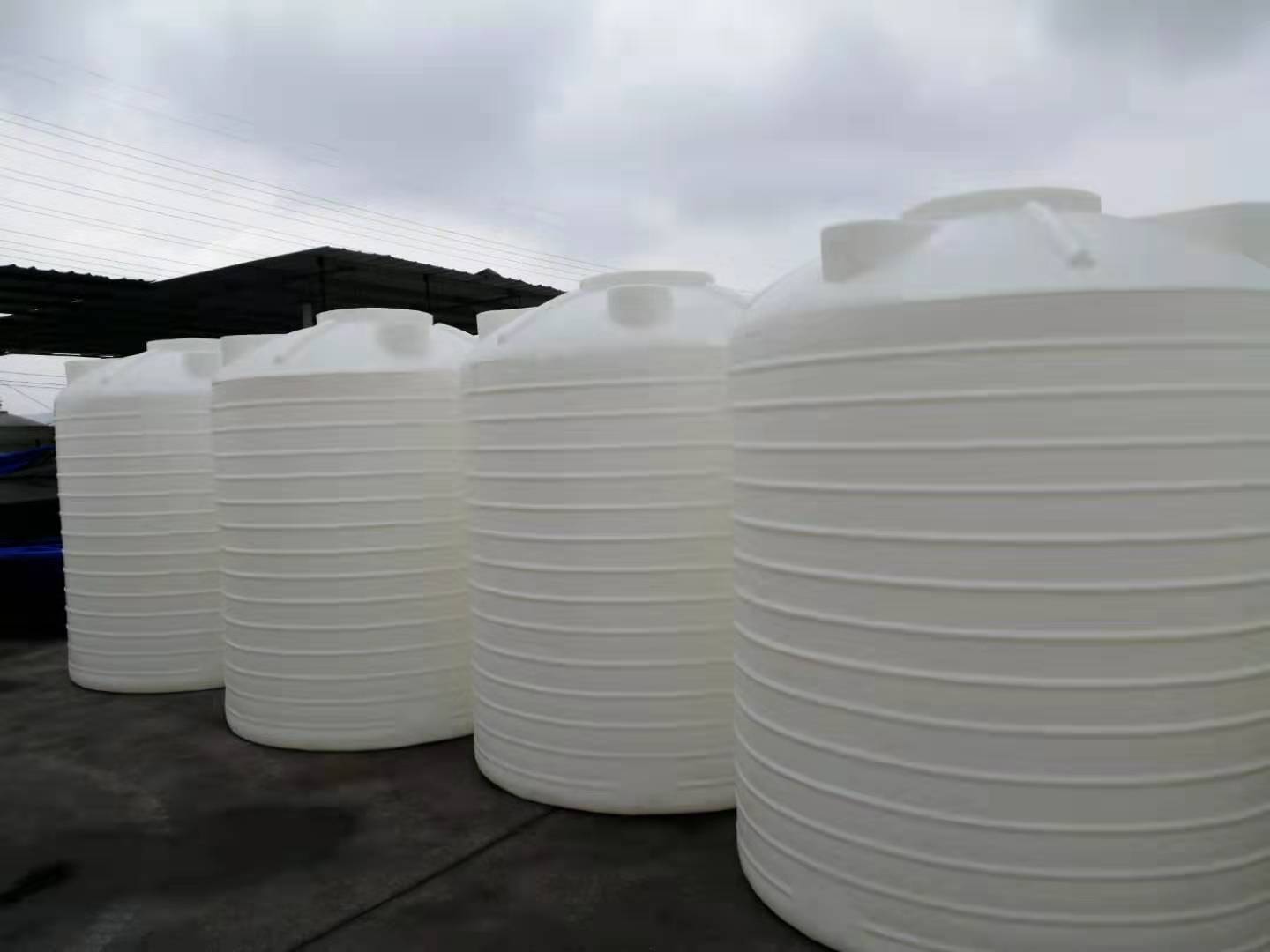 泸西碱水剂塑料桶_10吨外加剂储罐厂家