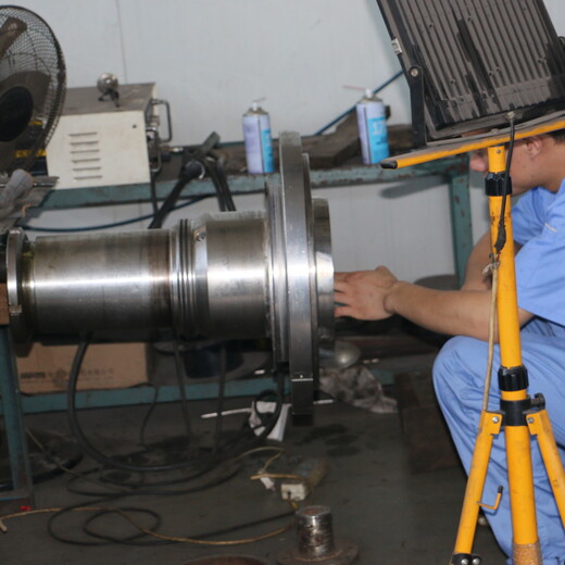 新疆克拉玛依贝亚雷斯JUMBO3污水卧螺离心机整机修复检测