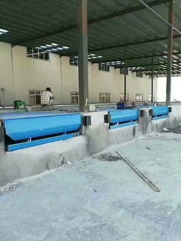 登車橋廠家電動(dòng)液壓集裝箱裝卸平臺(tái)