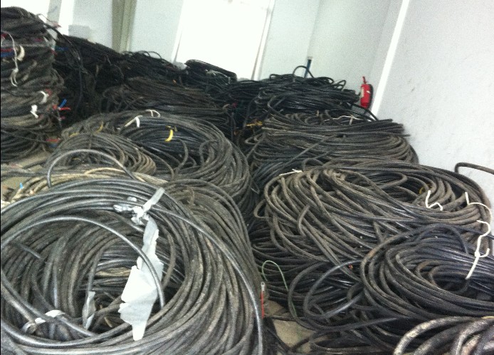 延庆二手电缆回收《延庆各种型号-电缆回收报价》河北润鼎回收公司！