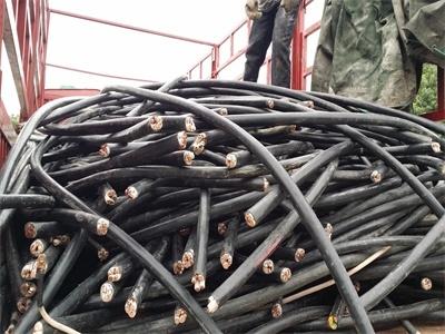 巨野铝芯电缆回收/带皮铝芯电缆回收价/每吨、每米成品报价