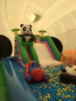 粉红猪气模熊猫岛乐园出租租赁
