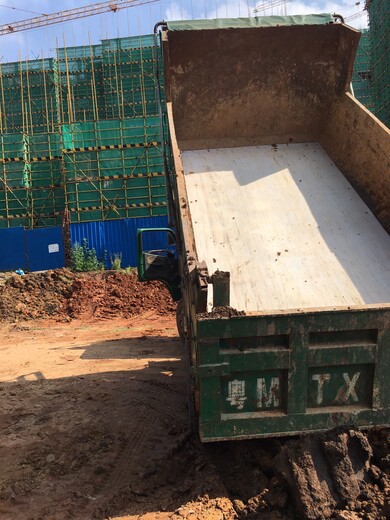 九江供应渣土车车厢滑板厂家,自卸车车底板
