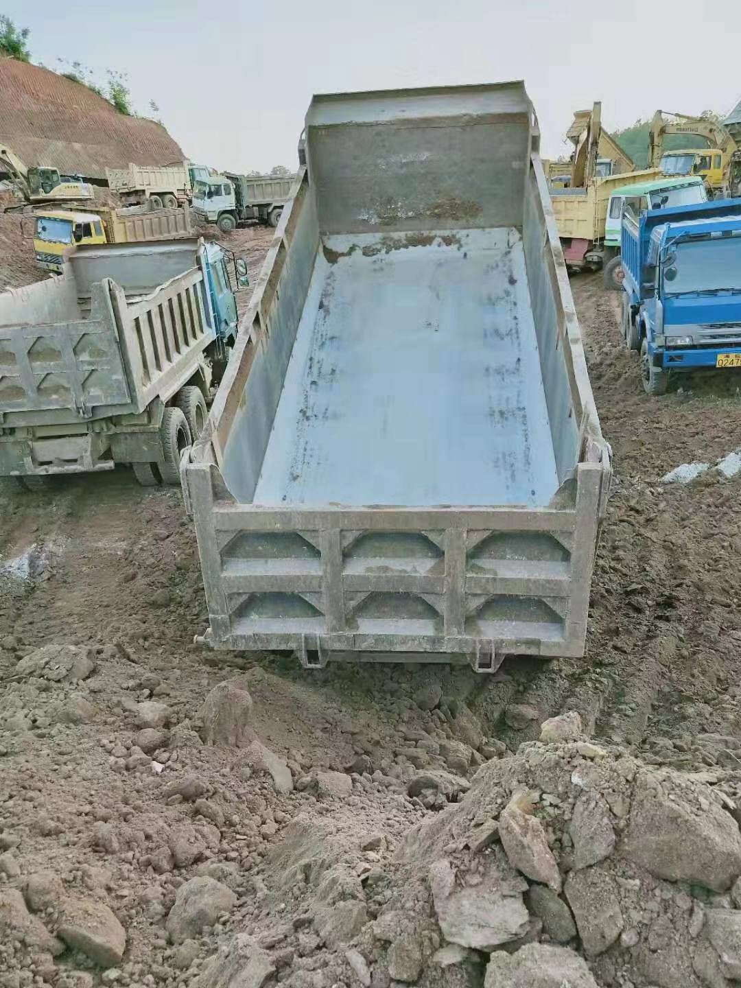 鄭州泥頭車滑板供應(yīng)