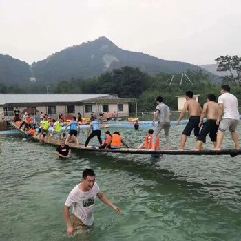 抖音熱門拓展橋水上吊橋搖擺橋制造商