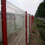 围栏网厂家发电站围栏双边丝围栏三角折弯围栏公路围栏