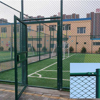 林瑞Q235室外篮球场围网足球场围栏体育场护栏网镀锌勾花网