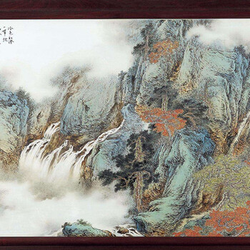 有個(gè)李小聰瓷板畫想知道值多少錢