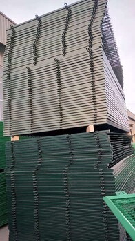 黑龍江鐵路防護(hù)柵欄安裝,高鐵橋下護(hù)欄施工方法,8002