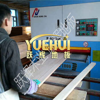 生产枫木A级实木运动地板柞木A级实木运动地板篮球馆木地板厂家安装