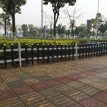 pvc围墙护栏pvc塑钢护栏厂家绿化带护栏防腐蚀美观pvc道路护栏