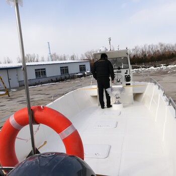 拖网艇下笼艇工作养殖艇作业型小艇玻璃钢9米快艇