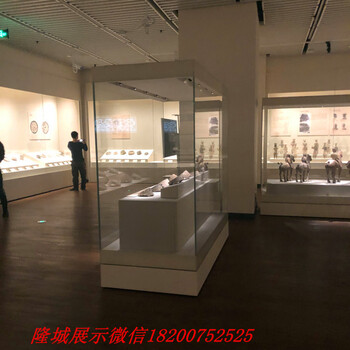 定做博物館玻璃展柜強烈推薦隆城展示展柜廠