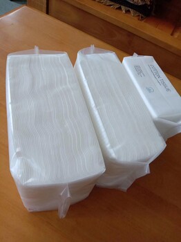 膏藥水刺無(wú)紡布針刺棉生產(chǎn)廠家醫(yī)用棉柔巾卷