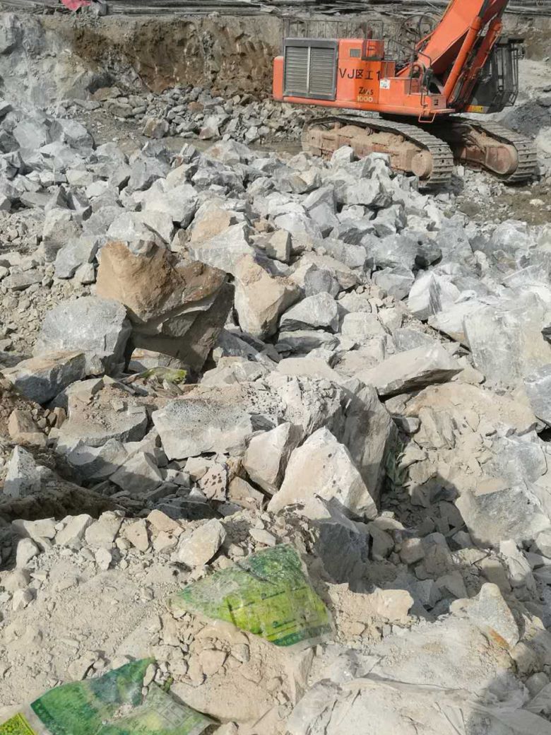内自治乌兰察布矿山硬石头开采用岩石劈裂机销售