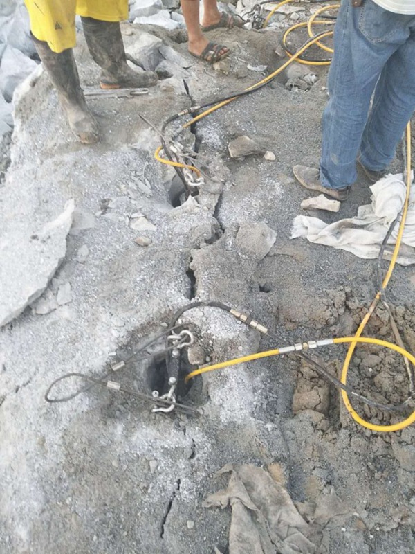 湖南郴州液压静态爆破分石头机器扩张机械厂家电话
