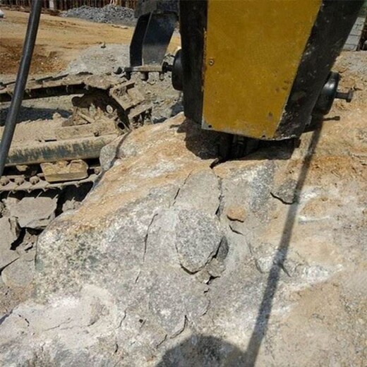 安徽六安矿山开采静态爆破技术方案静态爆破制造厂家