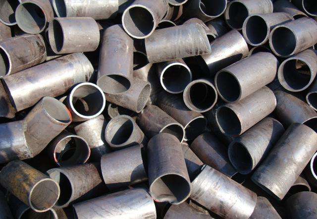龙南近期利用钢材回收公司回收价格比较高