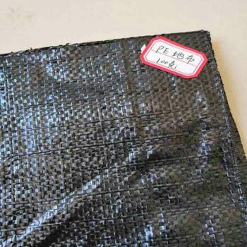 防草布分為PE防草布,PP防草布