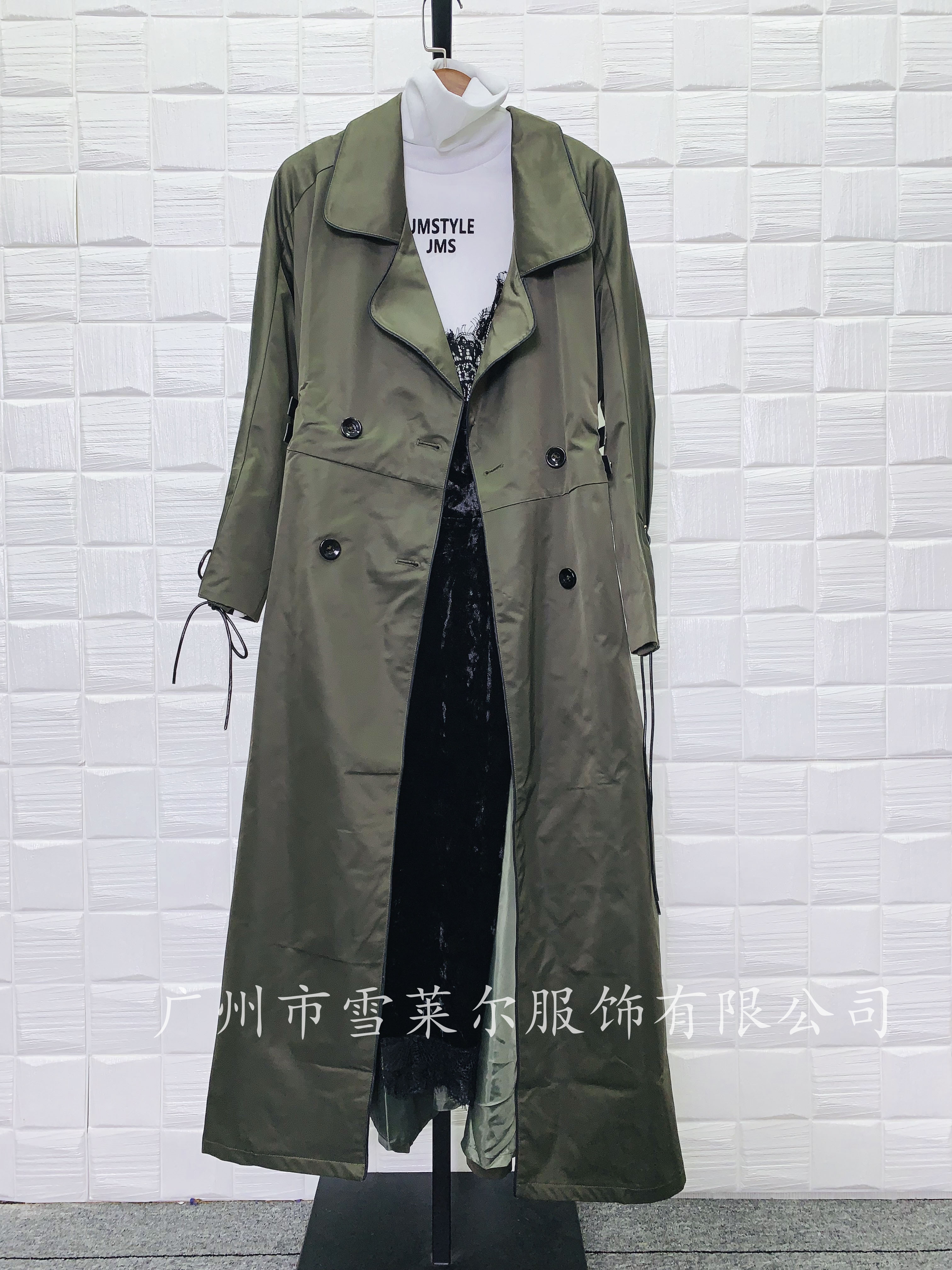 2020年新款女装品牌服饰清仓戛纳巨式秋冬上衣裤子市场批发