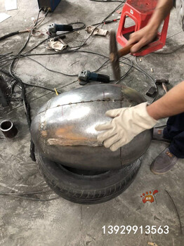 定制鏡面不銹鋼螞蟻雕塑手工鍛打不銹鋼景觀雕塑擺件生產(chǎn)廠家