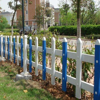 河南草坪护栏PVC围墙栅栏AAA锌钢绿化带围栏塑钢PVC栏杆