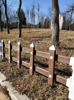 PVC草坪護欄-PVC花園隔離護欄-PVC綠化隔離圍欄廠家