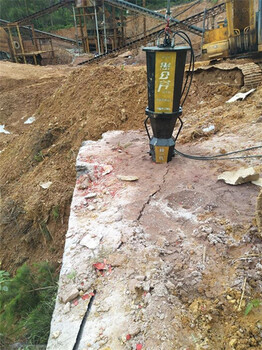 敘永礦山堅硬巖石開采堅硬石頭劈裂器