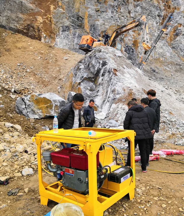 广东矿矿山采石裂石机器系统全液压配置投入多少厂家咨询