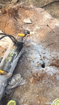 咨询：果洛州隧道开挖小型破石设备