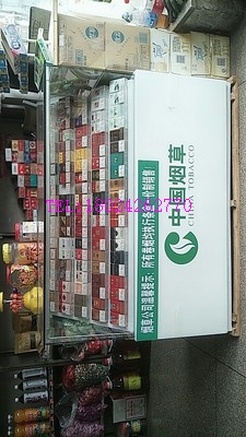 上海金山专卖店定做便利店柜