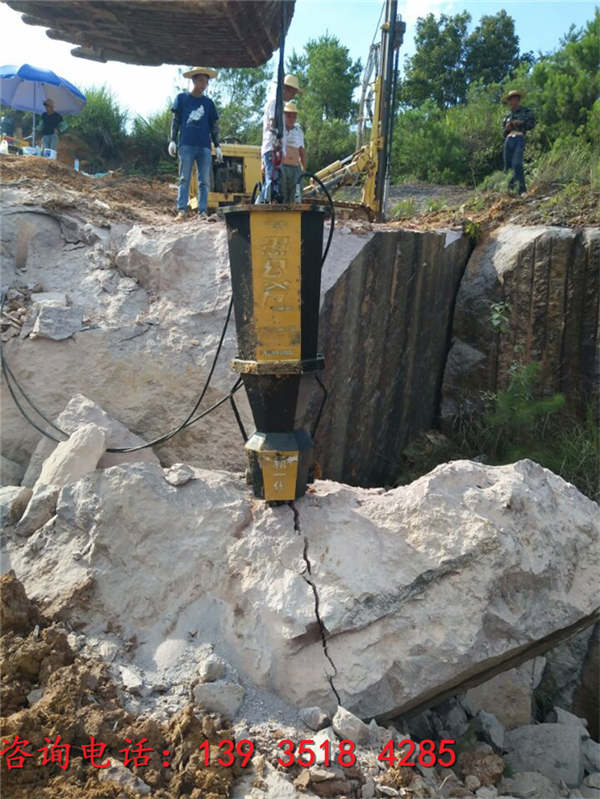 丹东岩石快速大型劈裂机开山器可看现场