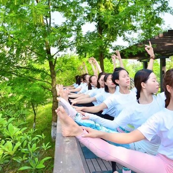 重庆南岸瑜伽教练培训学校----凡悦瑜伽