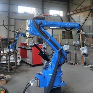 焊接机器人厂家定做自动焊接设备6轴机械手臂并联机器人图片4