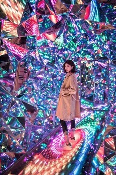 山東藍洞廠家萬花筒生產(chǎn)定制鉆石隧道廠家