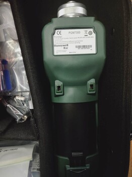 原装进口泵吸式测有毒VOC气体检测仪PGM-7300